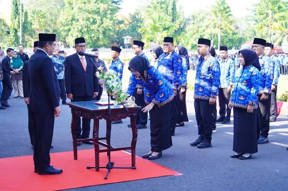 Bupati H M Toha Tohet Lantik PPPK Periode II Sebanyak 2.563 