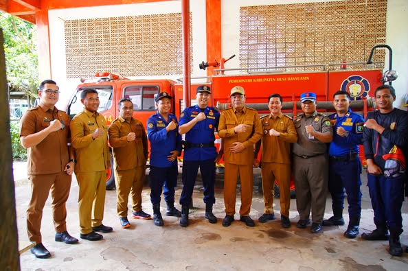Bupati Ngantor Sehari di Kecamatan Babat Toman