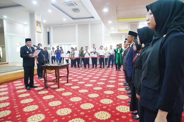 Bupati Toha Lantik Pejabat Pemkab Muba, Tekankan Integritas dan Pelayanan Publik