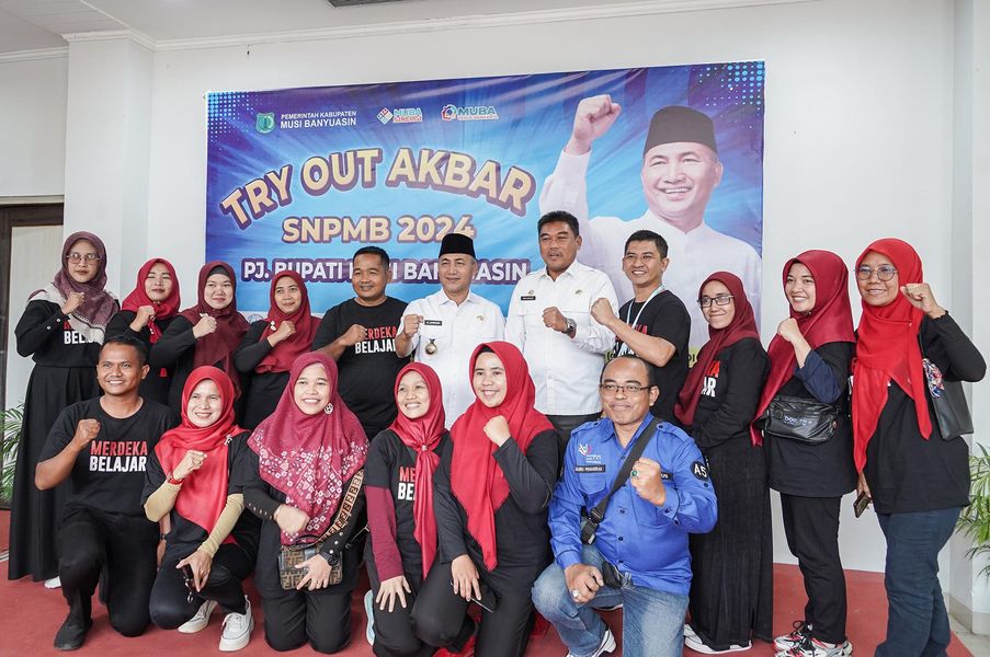 Fasilitasi Peserta Didik Hadapi SNPMB 2024, Pj Bupati Apriyadi Gelar TO Akbar