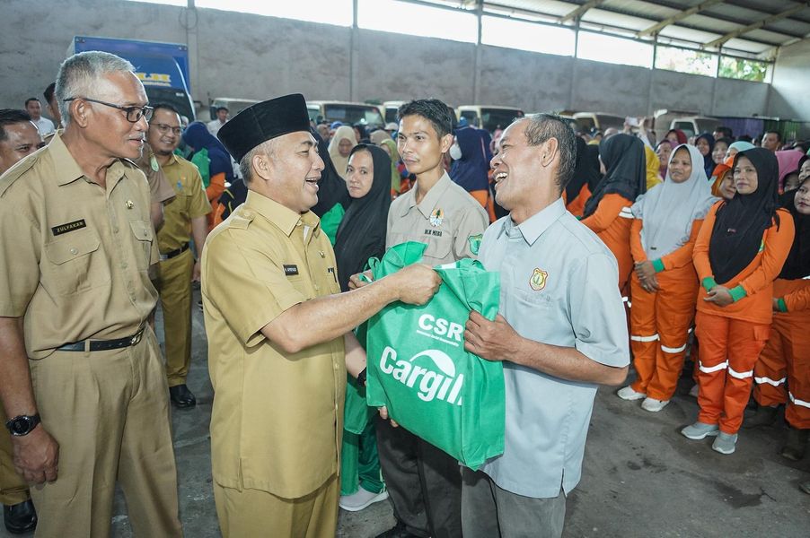 Hujan Masih Mengguyur, Bantuan Terus Mengalir Untuk Masyarakat Muba yang Terdampak Banjir