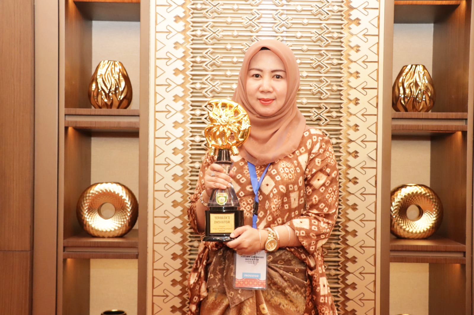 Imelda Marsalena Raih Juara Terbaik I Ketua TP PKK Kecamatan Terinovatif 