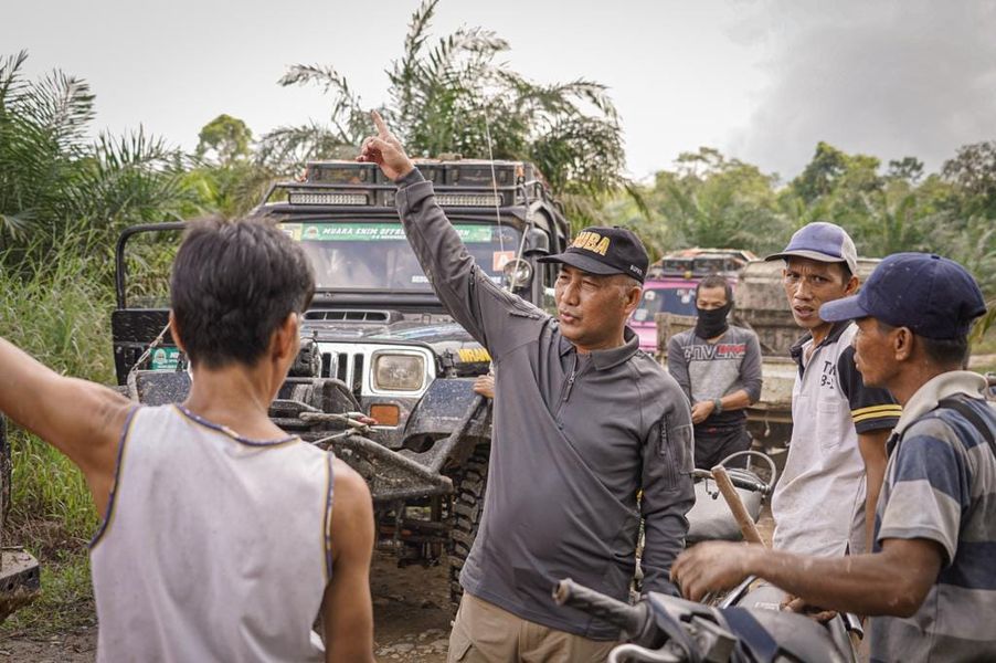 Jajal Trek Offroad, Pj Bupati Apriyadi Sapa Hingga Bermalam dengan Warga Pelosok di Muba