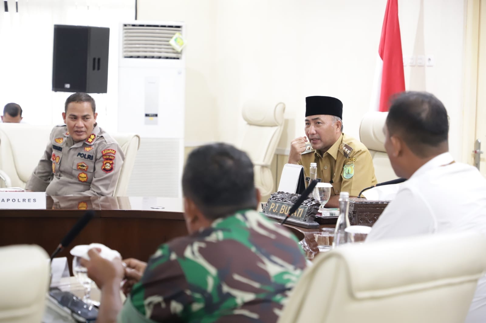 Pemkab Muba Terus Berupaya Jaga Kestabilan Ekonomi Masyarakat