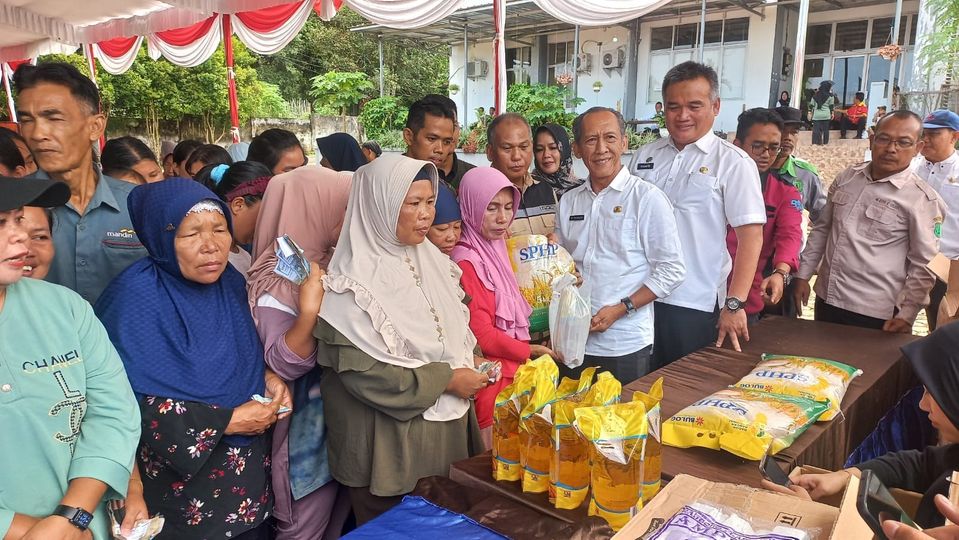 Pemkab Muba Terus Gencar Kendalikan Inflasi dengan Operasi Pasar di Bulan Ramadan