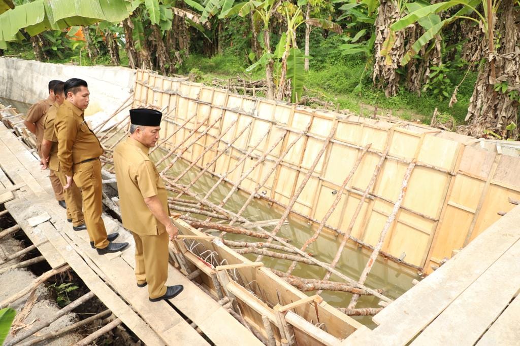 Pj Bupati Apriyadi Beri Deadline 10 Februari, Kontraktor Didenda