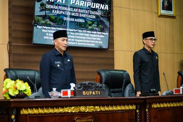 Pj Bupati Apriyadi Kebut Perbaikan Jalan Rusak di Muba