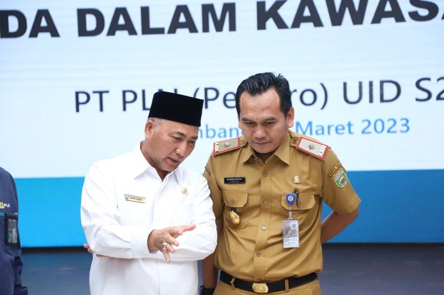 PJ Bupati H Apriyadi Gerilya Tuntaskan Desa di Muba Belum Dialiri Listrik