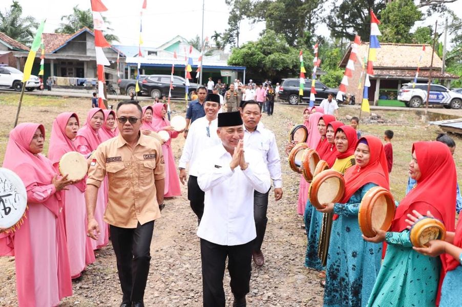 Pj Bupati Muba Resmikan Masjid Termegah di Ngulak I Sanga Desa