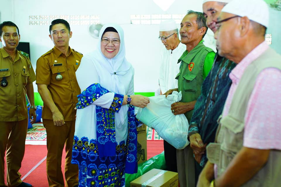 Pj Ketua TP PKK Muba Ajak BKMT Plakat Tinggi Dukung Program Pemerintah