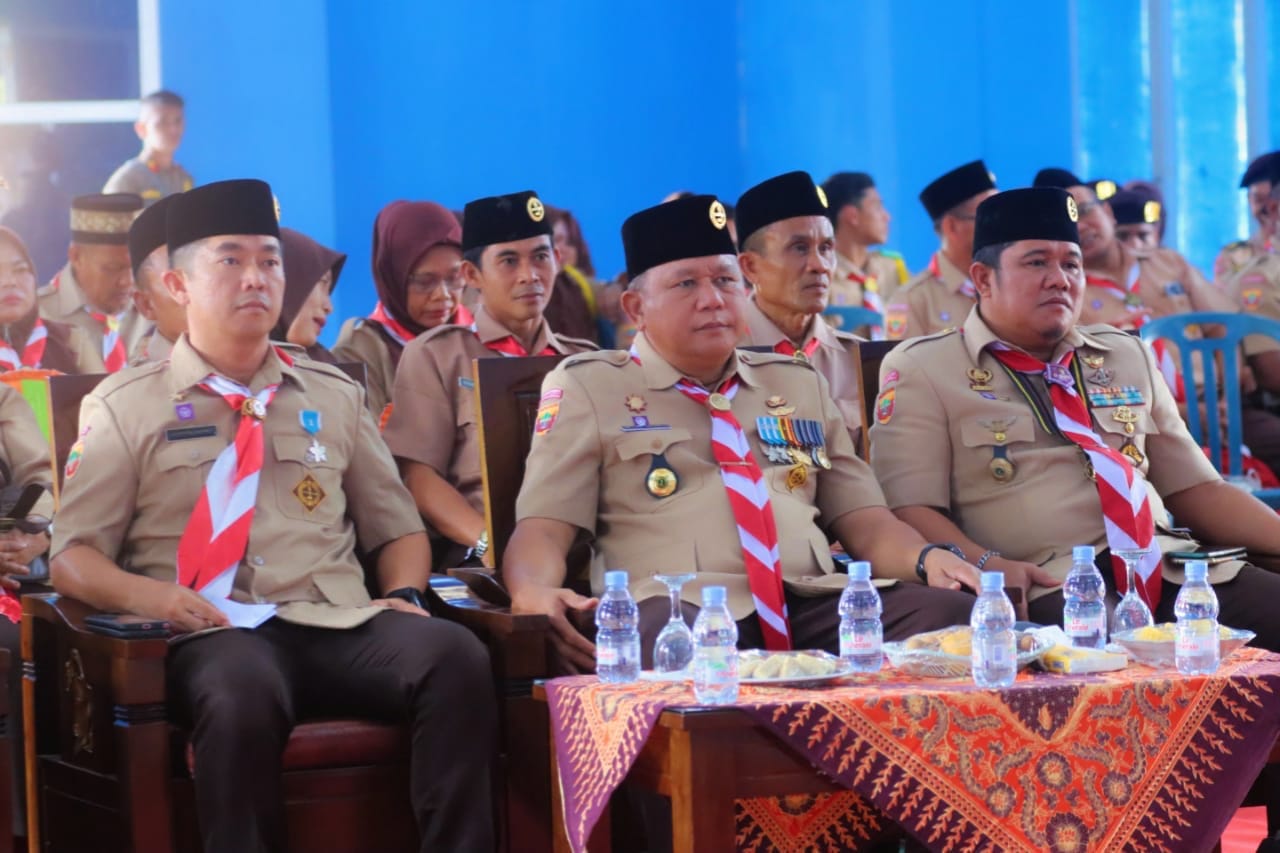 Puluhan Pengurus Kepramukaan Plakat Tinggi di Lantik