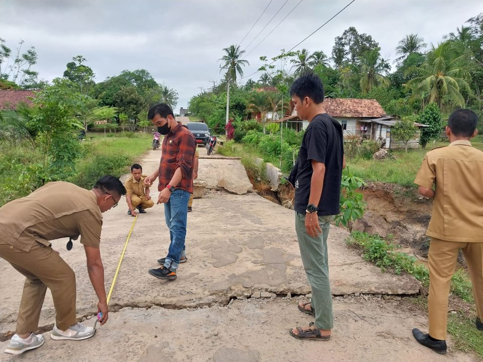 Tindak Lanjut Jembatan Mulyo Rejo PU PR Langsung Survei ke Lokasi, Alihkan ke Jalur Alternatif 