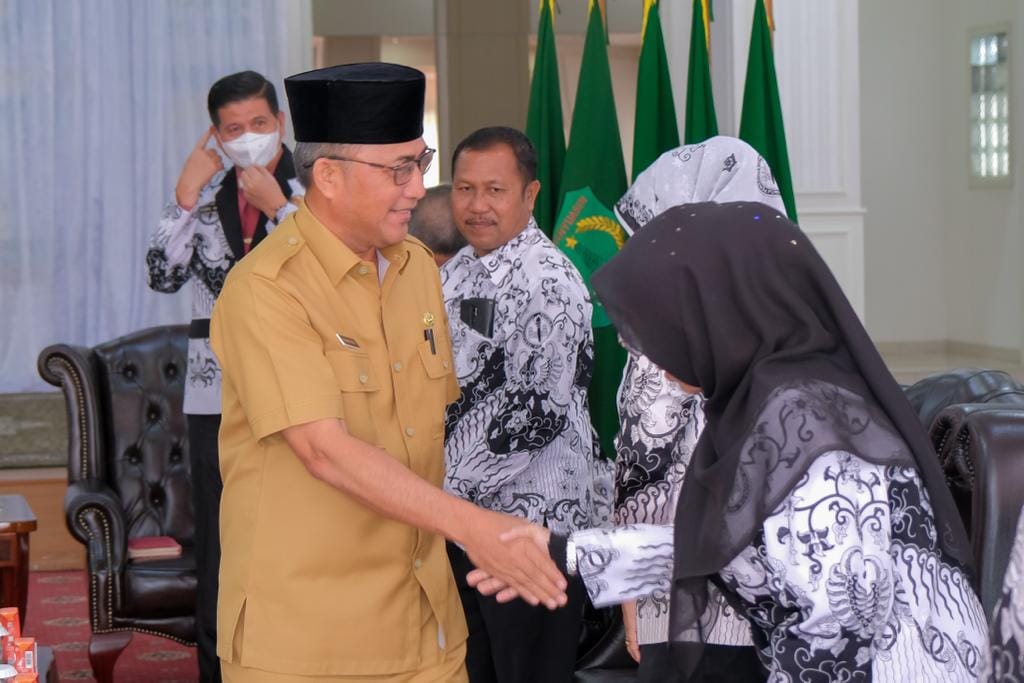 Wakili Ribuan Guru, PGRI Muba Ucapkan Terima Kasih ke Pj Bupati Apriyadi