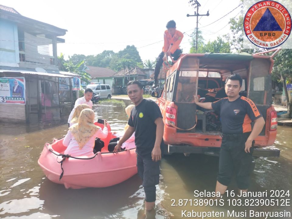 Warga Terdampak Banjir di Muba Butuh Tenda Pengungsian dan Logistik